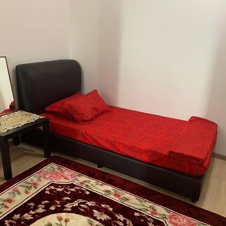 Homestay Shah Alam Eksteriør bilde