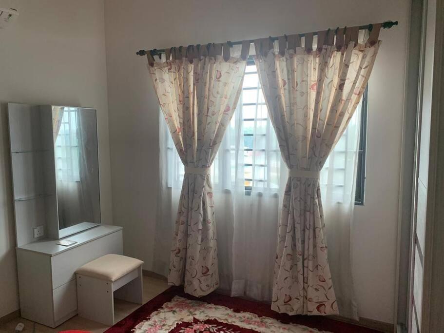 Homestay Shah Alam Eksteriør bilde