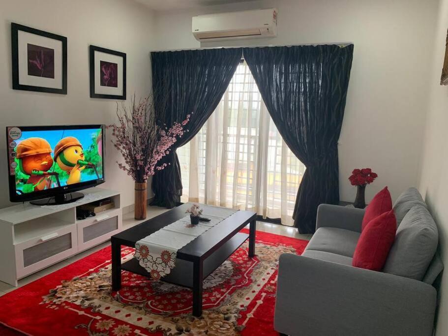 Homestay Shah Alam Eksteriør bilde